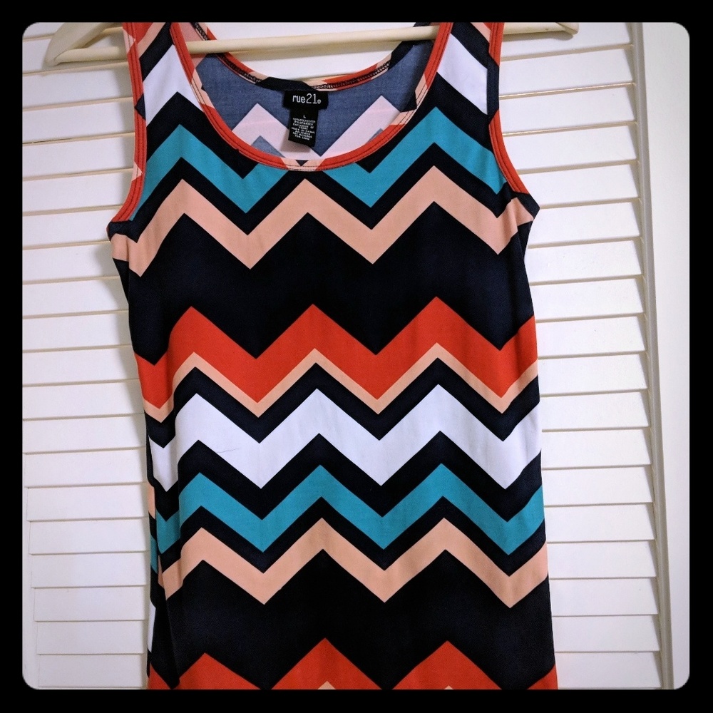 Chevron tank